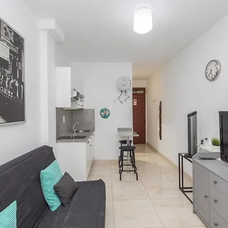 Comfy Renovated Studio 2 Min Walk To Beach Lägenhet Las Palmas de Gran Canaria